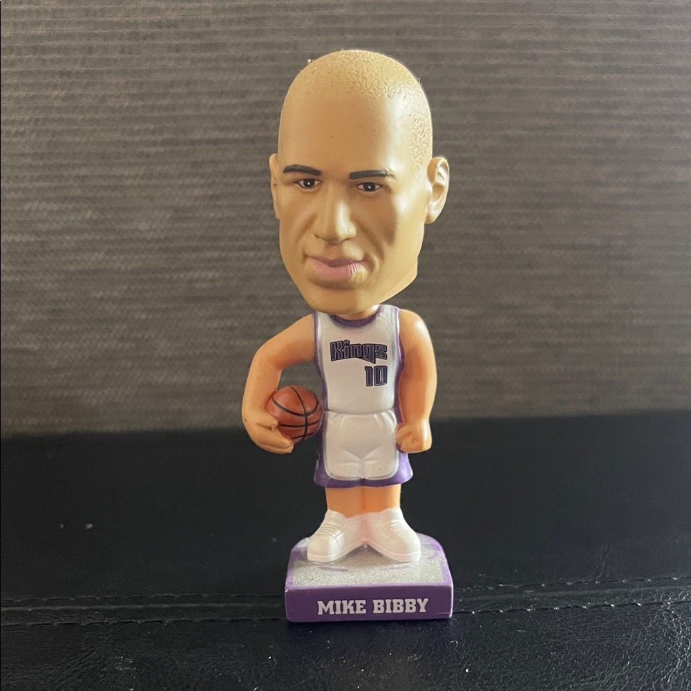 Mike Bibby  Bobblehead with Purple Base